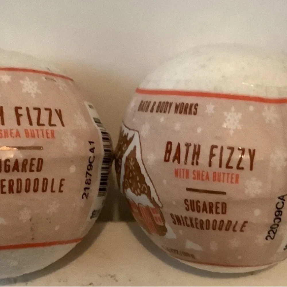 Bath & Body Works BATH FIZZY w/Shea Butter SUGARED SNICKERDOODLE 4.6oz Lot x2